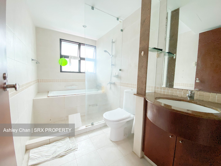 Woodsvale (D25), Condominium #228253701